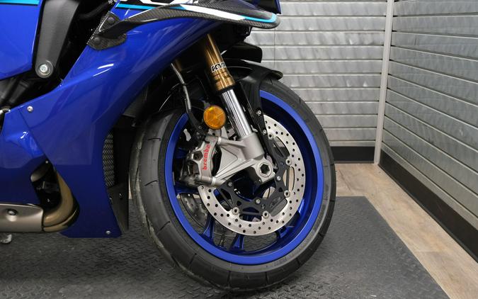 2026 YAMAHA YZF-R1