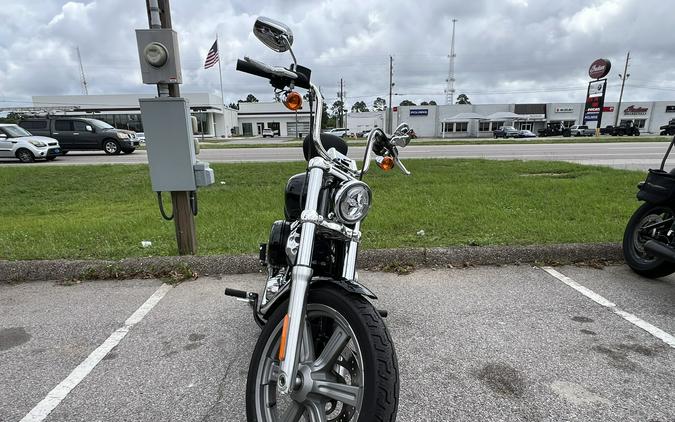 2022 Harley-Davidson® Softail Standard® Vivid Black