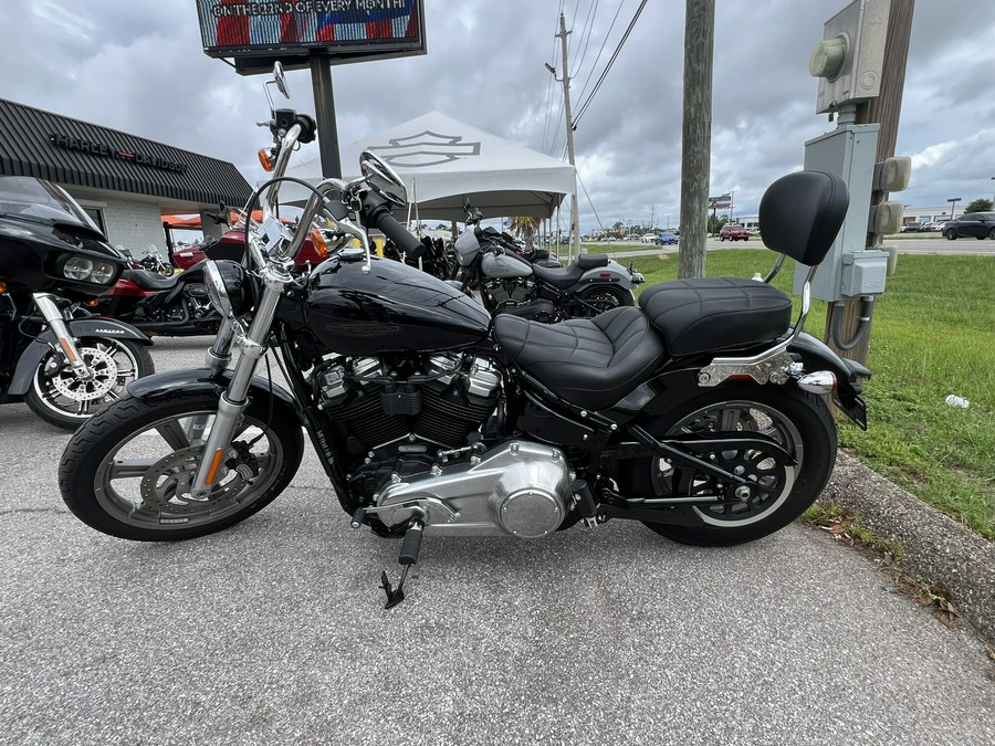 2022 Harley-Davidson® Softail Standard® Vivid Black