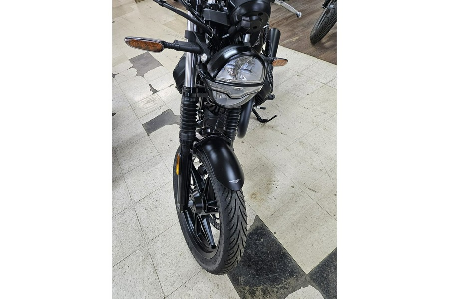 2023 Moto Guzzi V7 Stone Special Edition