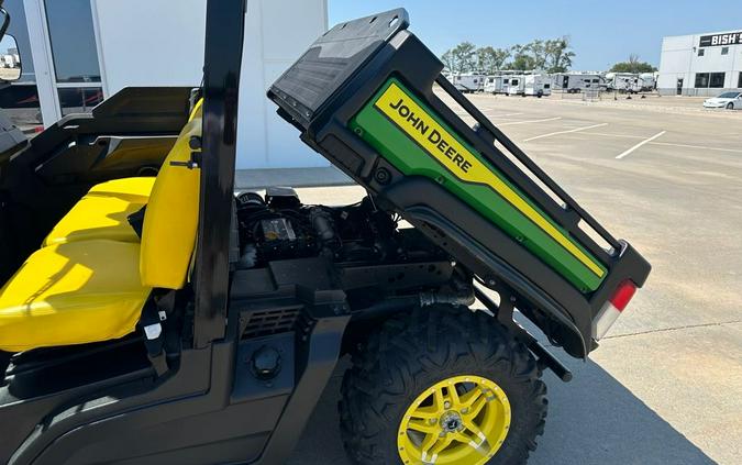 2021 John Deere XUV835M