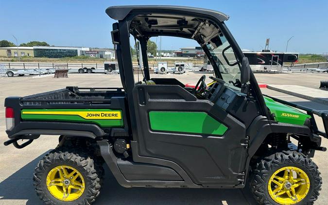 2021 John Deere XUV835M