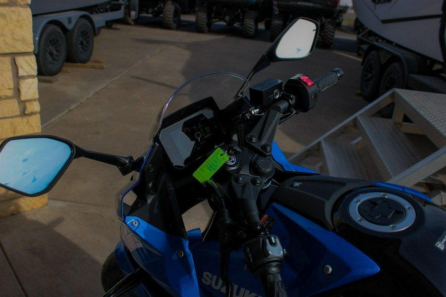 2025 SUZUKI GSX8R