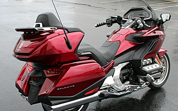 2018 HONDA Gold Wing Tour DCT