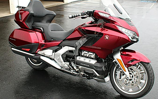 2018 HONDA Gold Wing Tour DCT