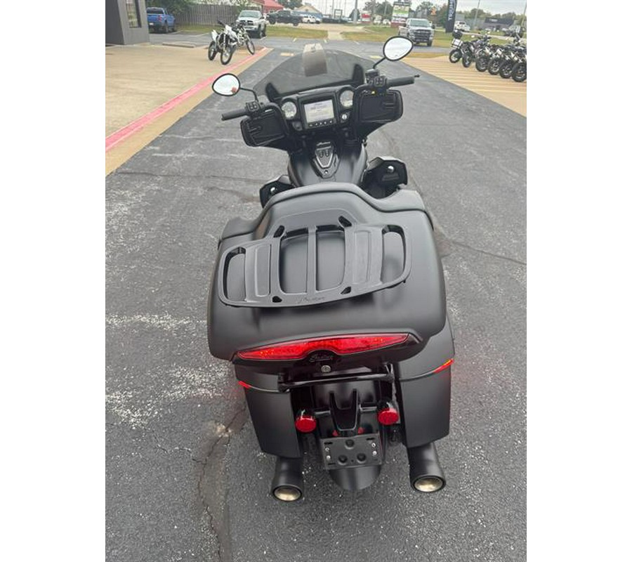 2021 Indian Motorcycle Roadmaster® Dark Horse®