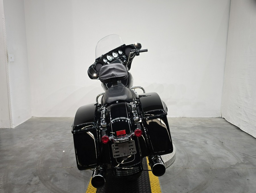 FLHXS 2016 Street Glide® Special