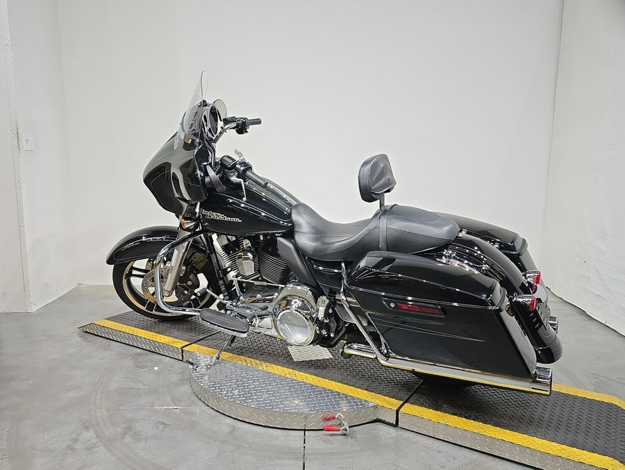 FLHXS 2016 Street Glide® Special