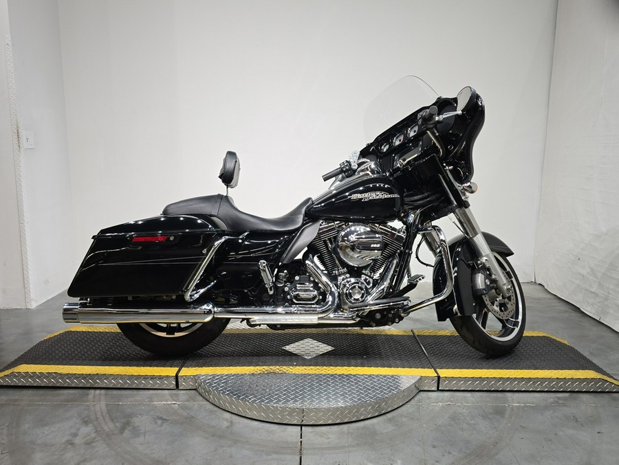 FLHXS 2016 Street Glide® Special