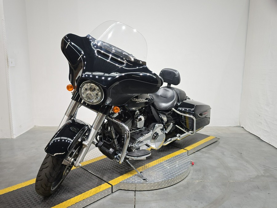 FLHXS 2016 Street Glide® Special