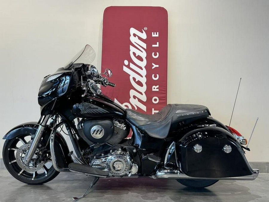 2017 Indian Motorcycle® Chieftain® Limited Thunder Black