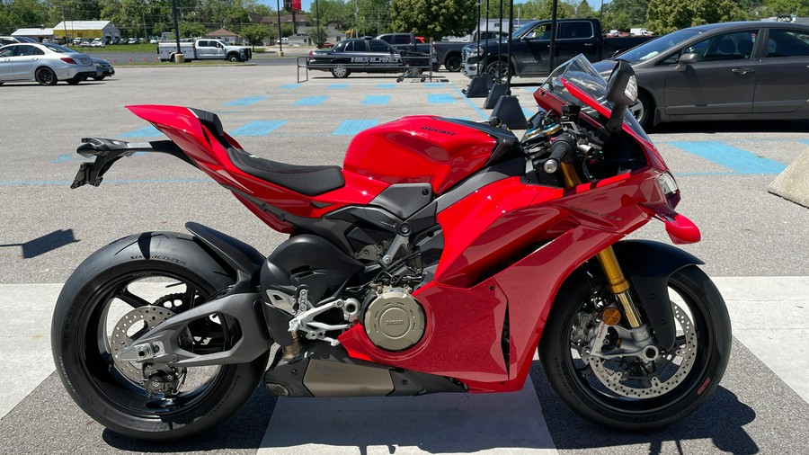 2025 Ducati Panigale V4 S - Custom Build