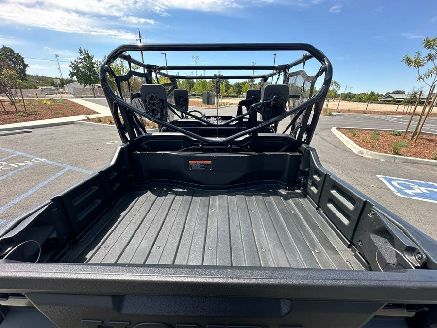 2025 Honda Pioneer 1000-6 Crew Deluxe