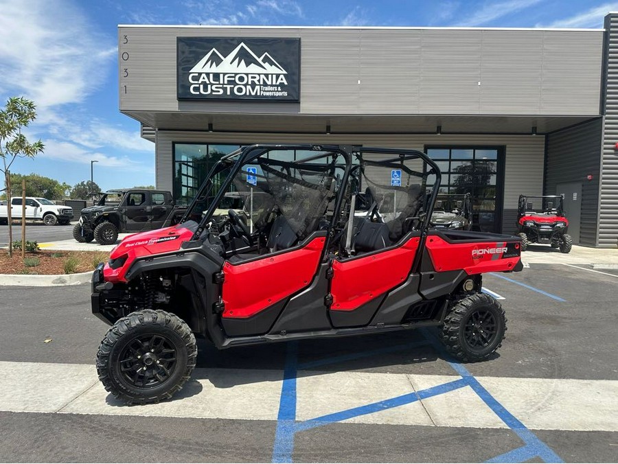 2025 Honda Pioneer 1000-6 Crew Deluxe