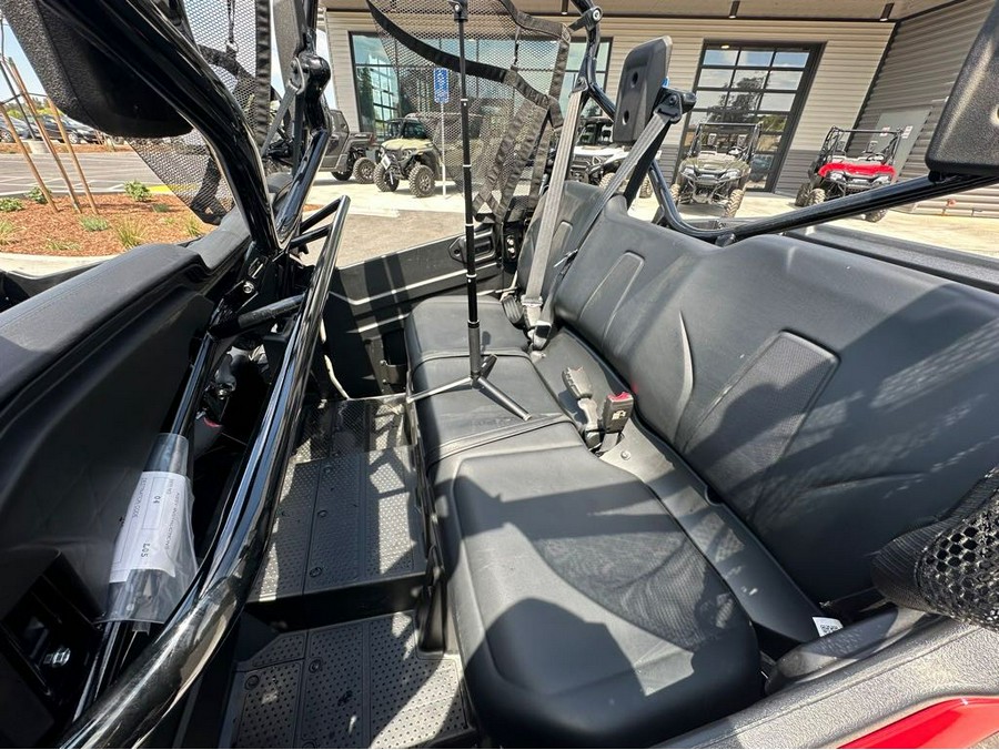 2025 Honda Pioneer 1000-6 Crew Deluxe