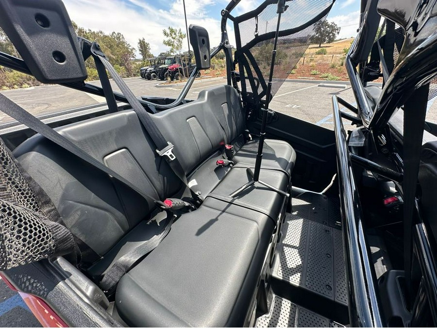 2025 Honda Pioneer 1000-6 Crew Deluxe