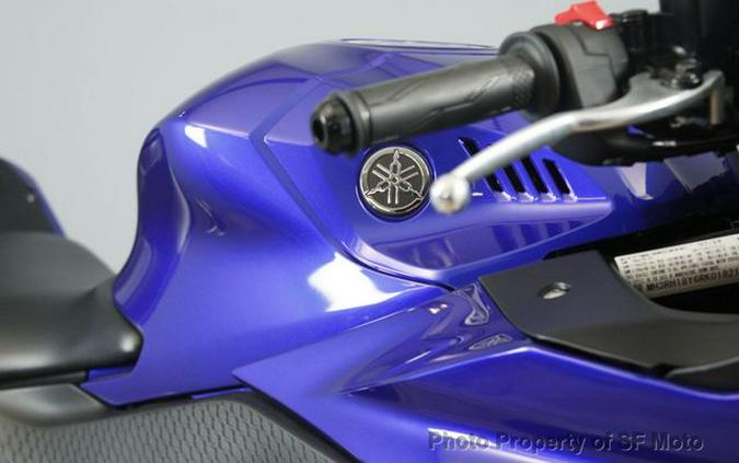 2024 Yamaha YZF-R3 ABS
