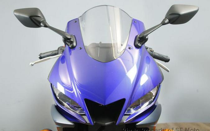 2024 Yamaha YZF-R3 ABS