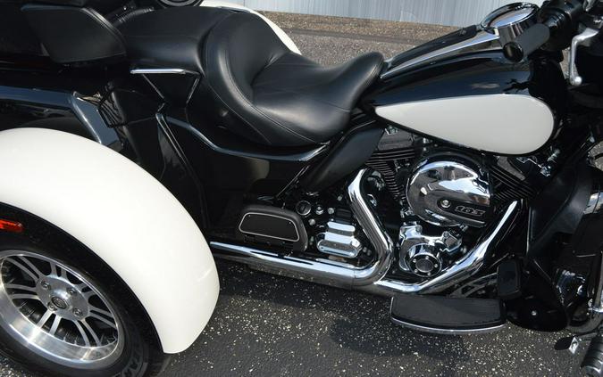2016 Harley-Davidson® FLHTCUTG - Tri Glide® Ultra