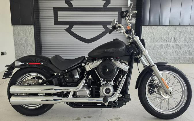 2021 Harley-Davidson® Softail Standard® Vivid Black