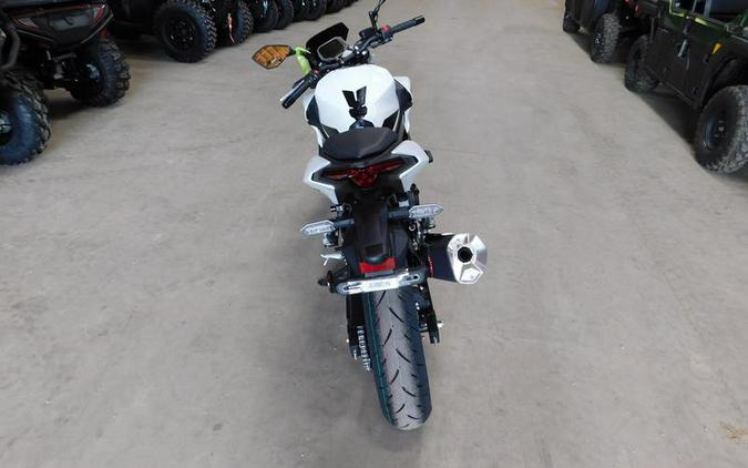 2026 Kawasaki Z500 SE ABS
