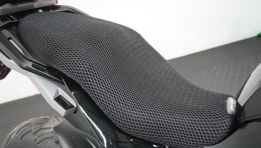 2023 BMW S 1000 XR Triple Black