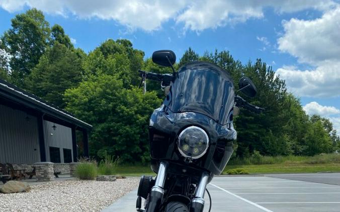 2015 Fxdb103 / Street Bob Vivid Black