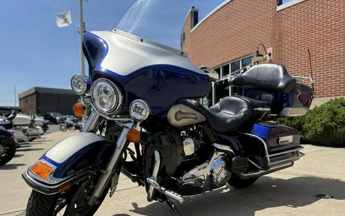 2007 Harley-Davidson® FLHTC - Electra Glide® Classic