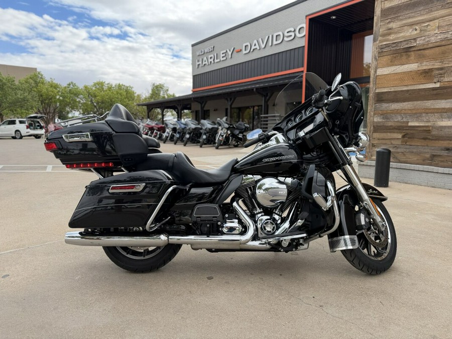 2014 Harley-Davidson® Ultra Limited Vivid Black