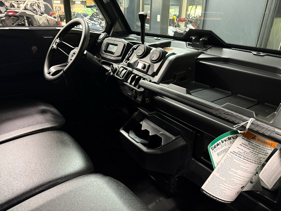 2026 Can-Am Defender MAX DPS CAB HD10