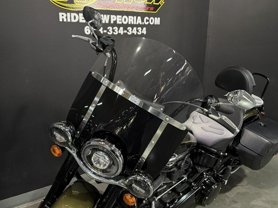2018 Harley-Davidson Softail FLHC - Heritage Classic