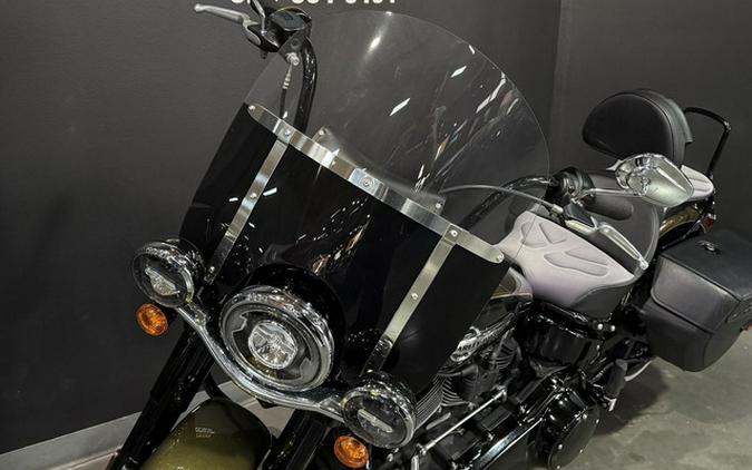 2018 Harley-Davidson Softail FLHC - Heritage Classic