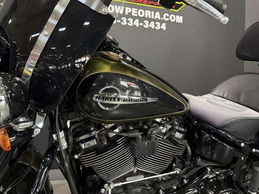 2018 Harley-Davidson Softail FLHC - Heritage Classic