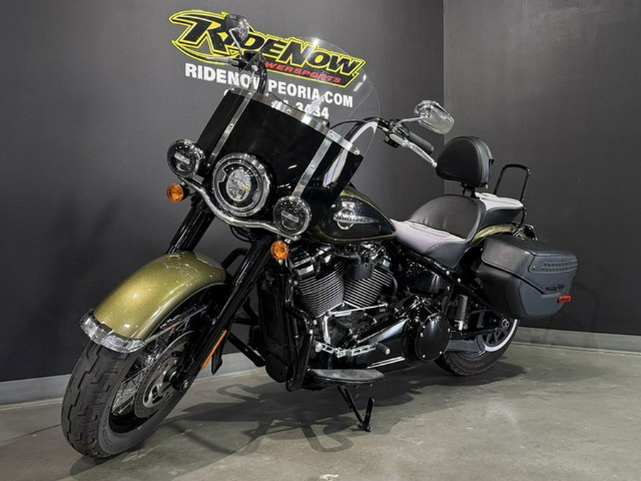 2018 Harley-Davidson Softail FLHC - Heritage Classic