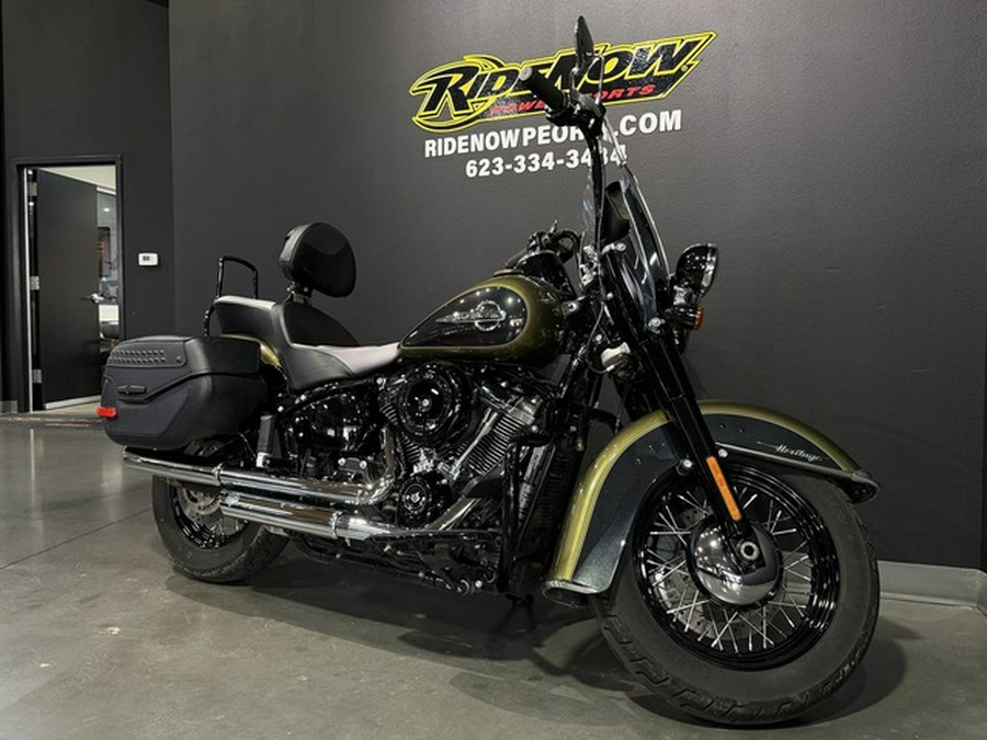 2018 Harley-Davidson Softail FLHC - Heritage Classic