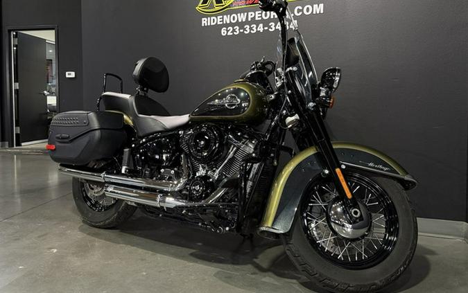2018 Harley-Davidson Softail FLHC - Heritage Classic