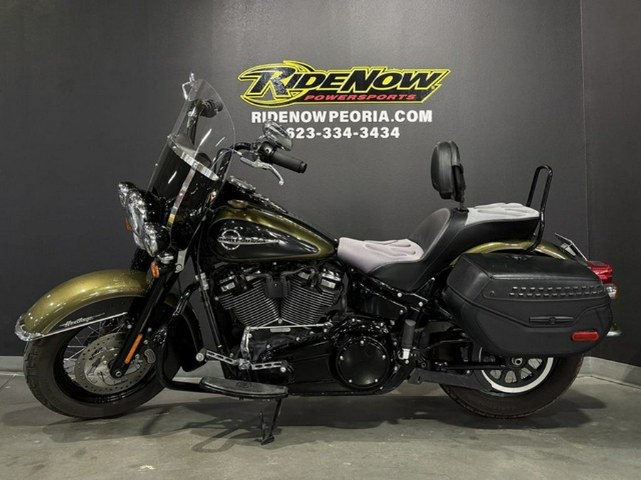 2018 Harley-Davidson Softail FLHC - Heritage Classic