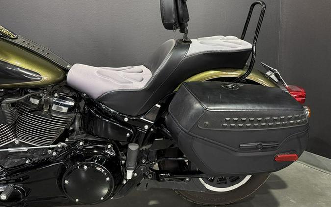 2018 Harley-Davidson Softail FLHC - Heritage Classic