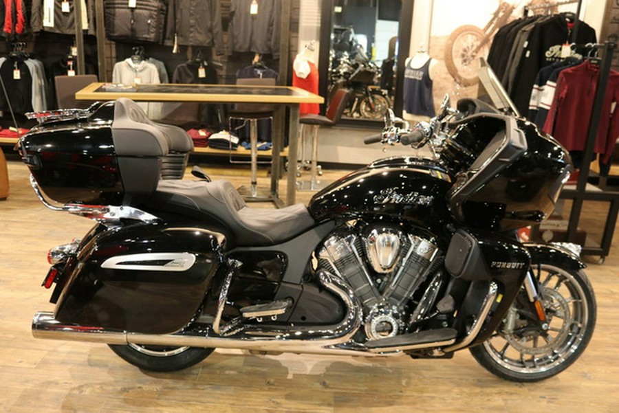 2023 Indian Motorcycle Pursuit Limited With Premium Package Black Metalli