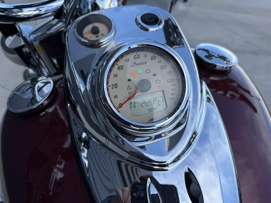2020 Indian Motorcycle® Springfield® Burgundy Metallic / Titanium Metallic