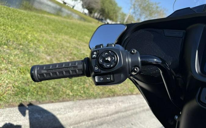 2025 Harley-Davidson FLHXU - Street Glide Ultra