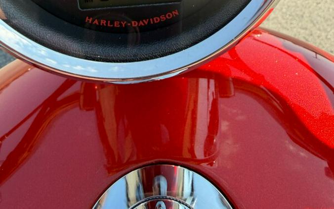 2013 Harley-Davidson® 1200 Custom Deluxe Candy Orange/Beer Bottle