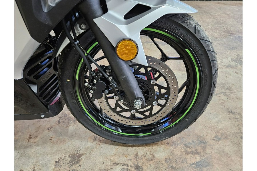 2024 Kawasaki Ninja® e-1 ABS