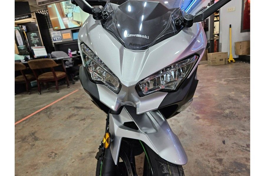 2024 Kawasaki Ninja® e-1 ABS