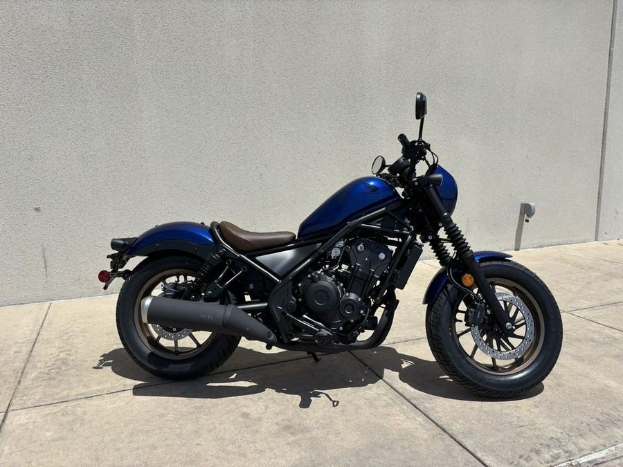 2025 Honda® CMX500A2S