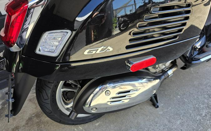 2026 Vespa GTS / GTV