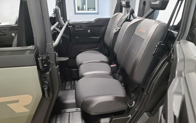 2026 Can-Am Defender MAX X Mr HD11 With Half-Doors