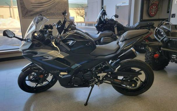 2025 KAWASAKI NINJA 500R