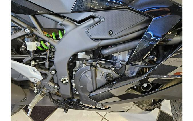 2024 Kawasaki Ninja® ZX™-4RR ABS