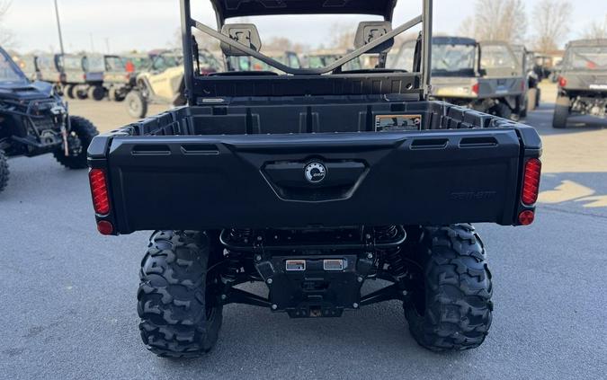 2023 Can-Am® Defender DPS HD9 Timeless Black